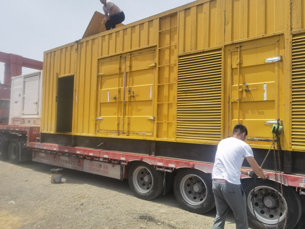 靖州汽油发电机对供油装置的要求