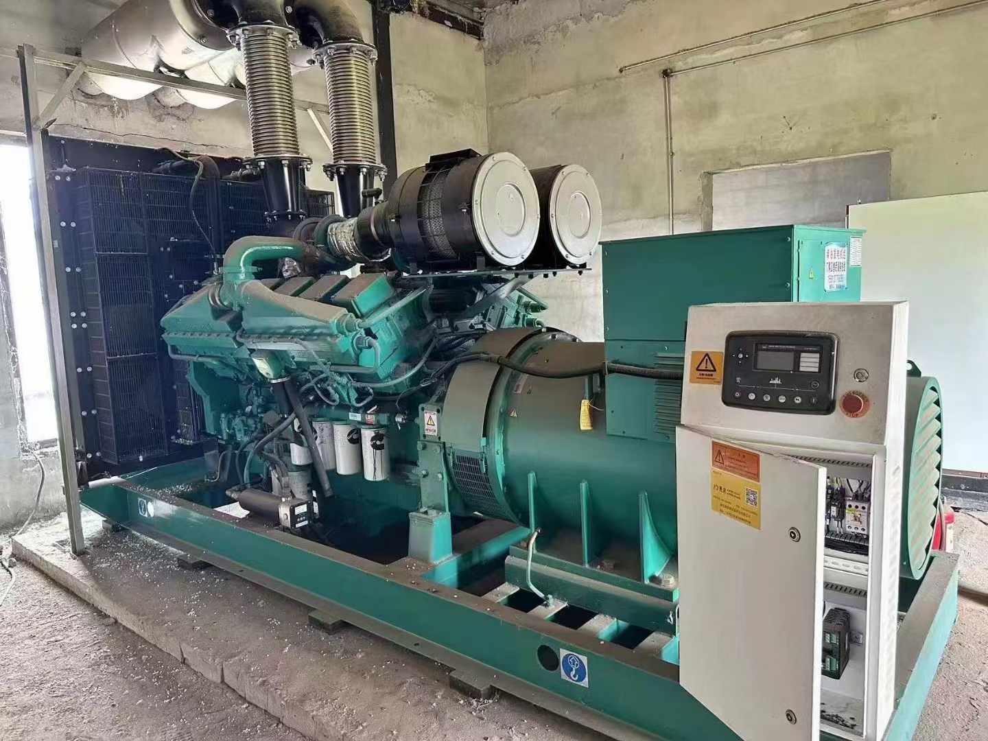 靖州无功补偿装置的性能评估需要考虑哪些因素？