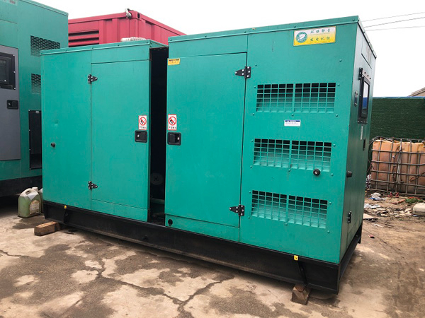 靖州怎样合理控制磷酸铁锂蓄电池的充放电倍率以延长其使用寿命？